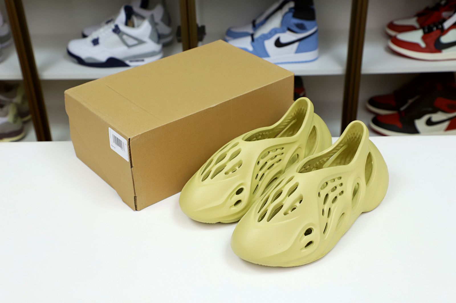 Yeezy Foam Runner Sulfur