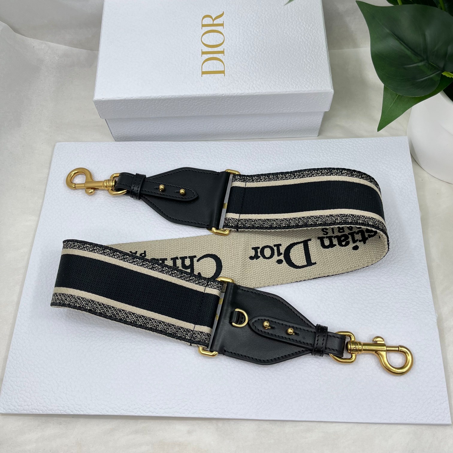 Dior letters black shoulder strap