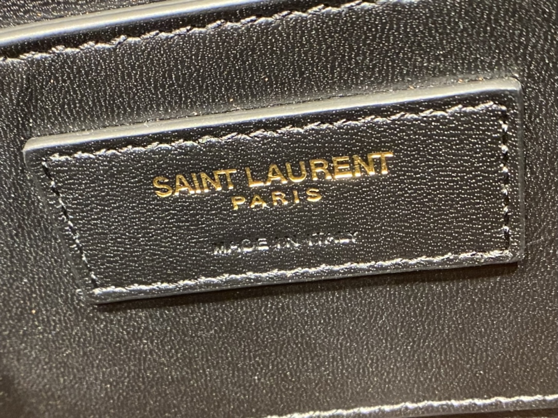SAINT LAURENT 𝑺𝑶𝑳𝑭𝑬𝑹𝑰𝑵𝑶 𝑩𝑶𝑿 🎐.#634306