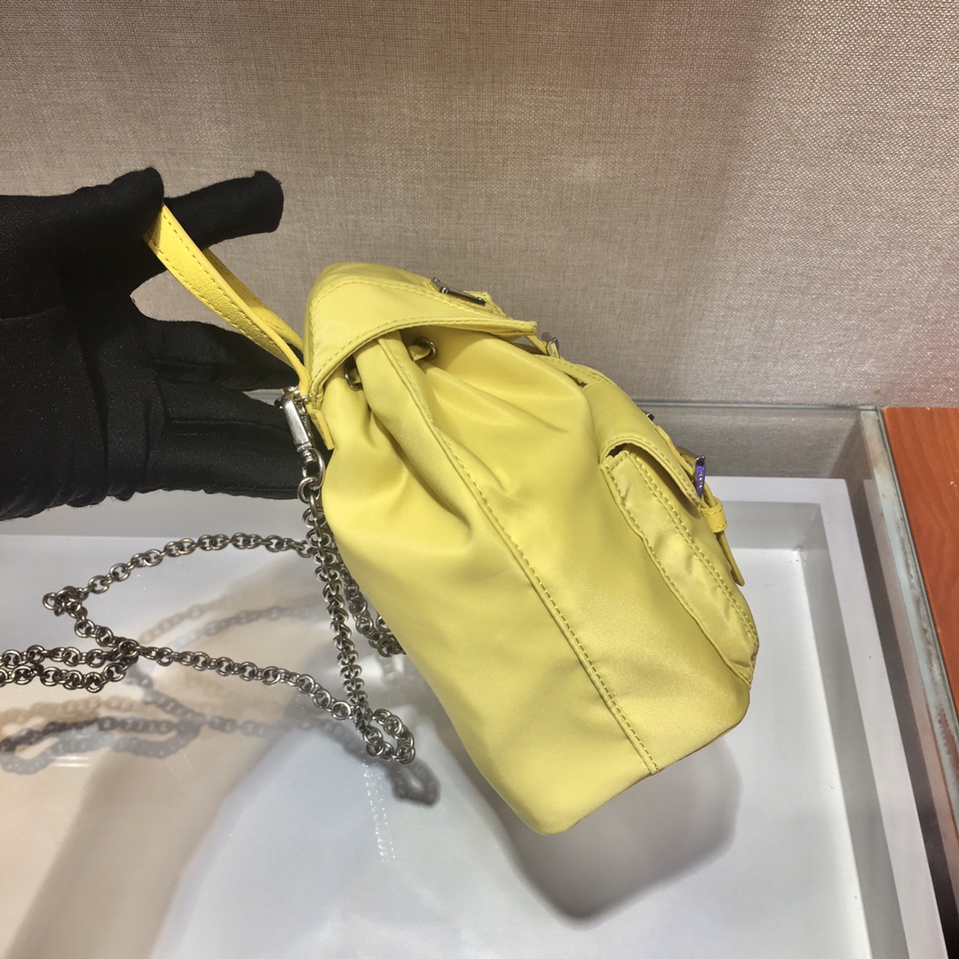 𝐏𝐑𝐀𝐃𝐀 Mini crossbody small backpack