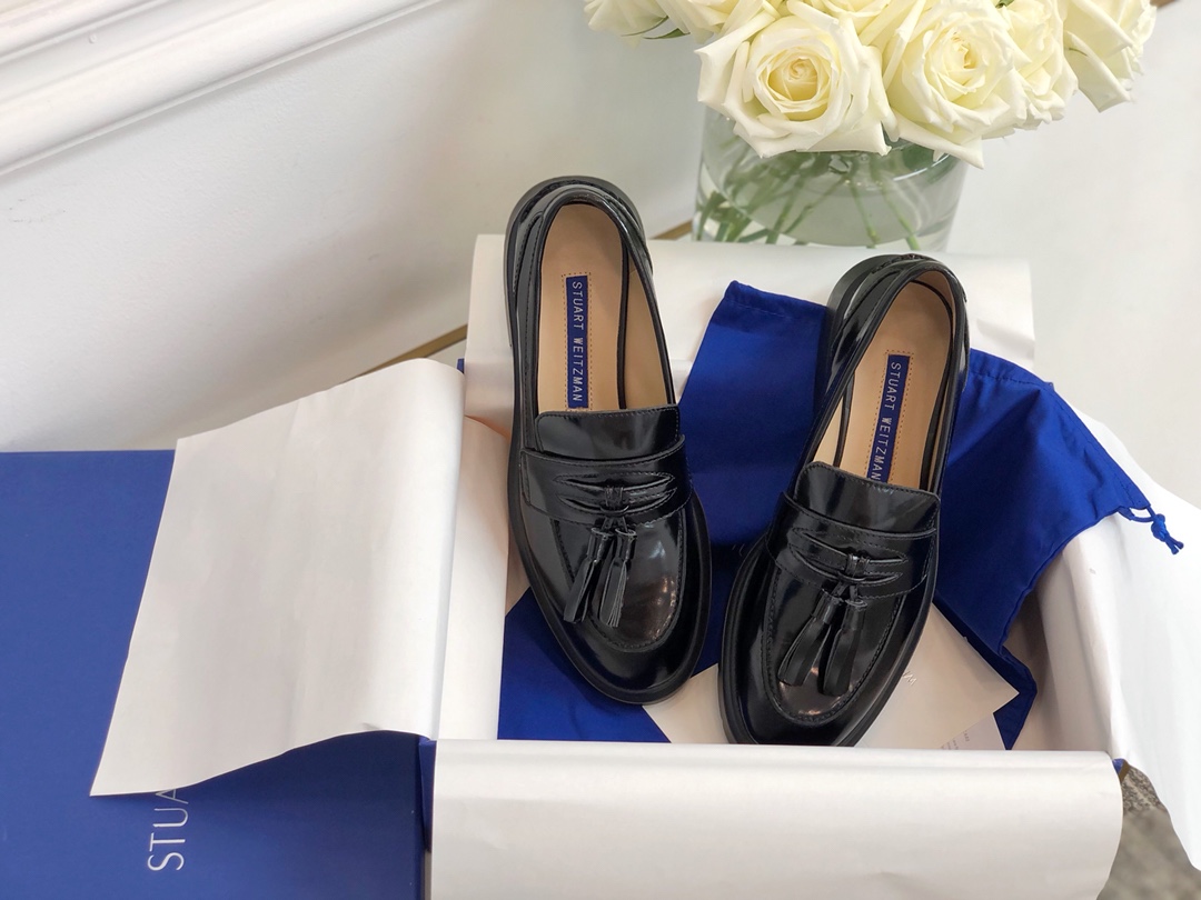 STUART WEITZMAN w Super good wearable Louboutins 〰️ million years classic small leather shoes