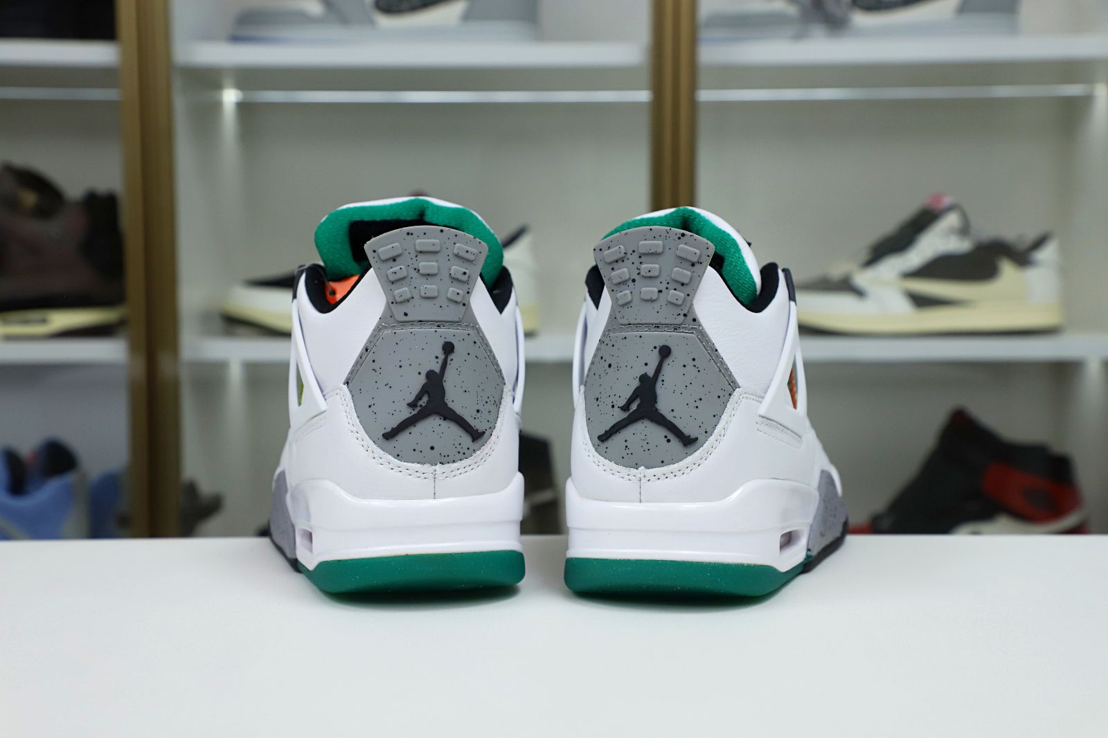 WMNS AIR JORDAN 4 RETRO RAST