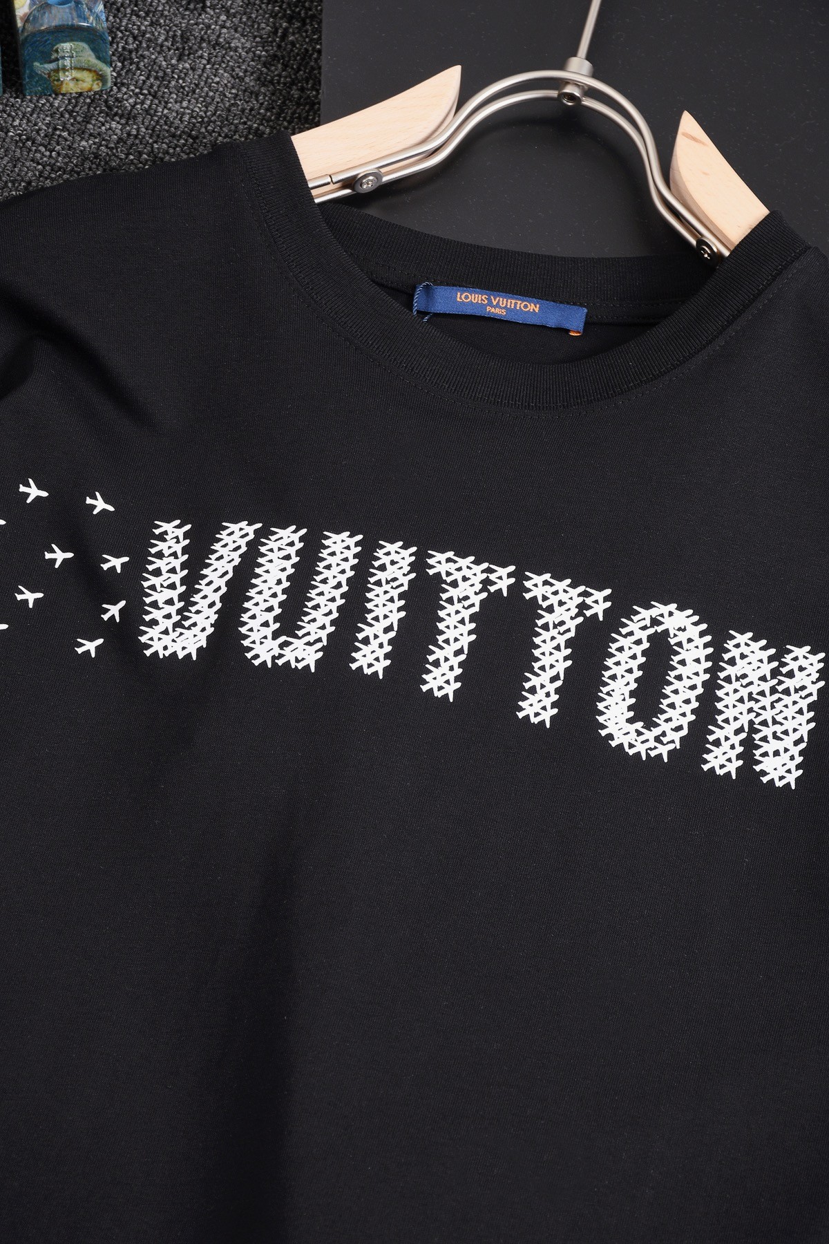 Louis Vuitton 24SS early spring new large-scale small aircraft printed t-shirt