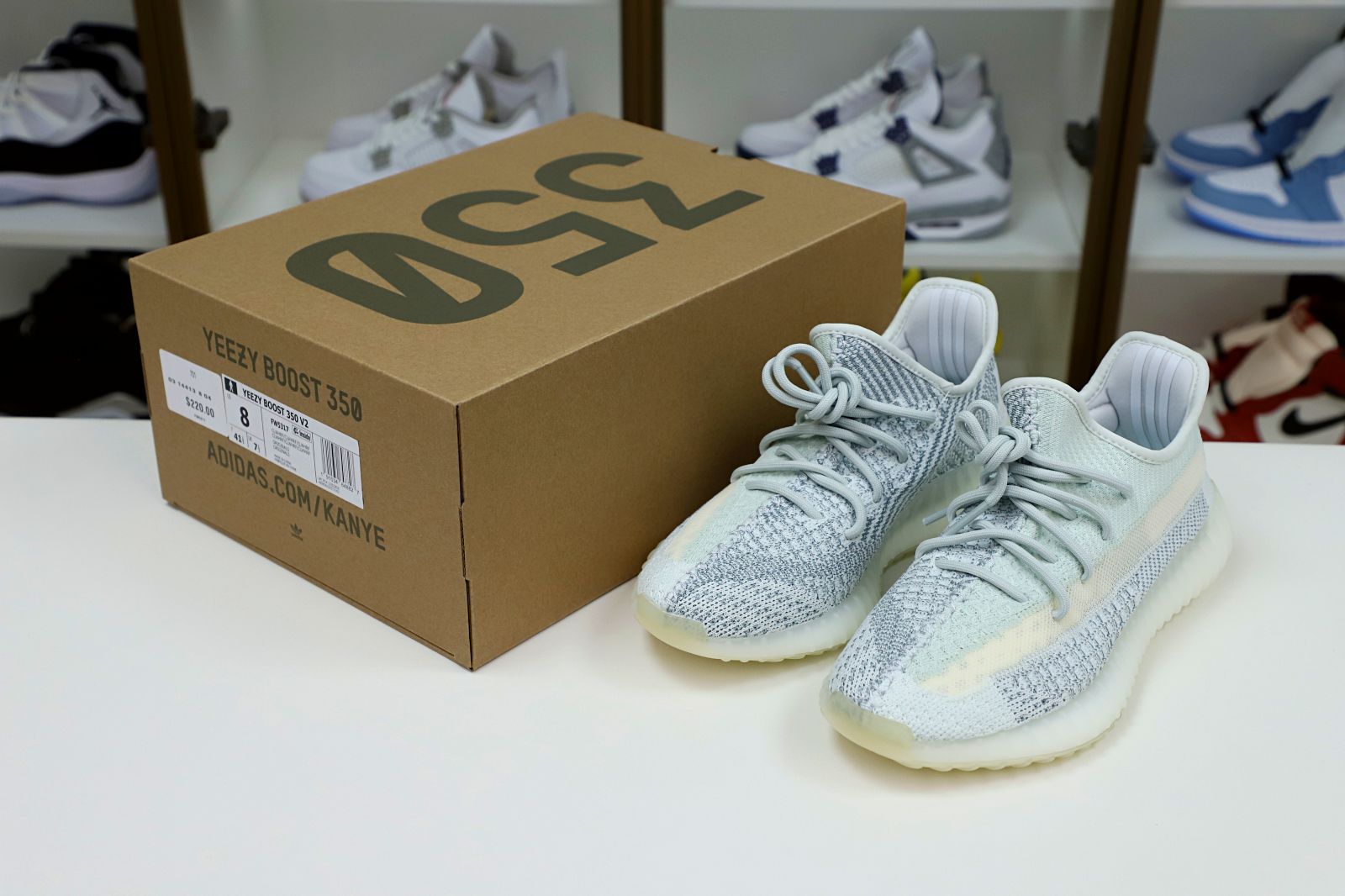 YEEZY BOOST 350 V2 CLOUD WHITE REFLECTIVE