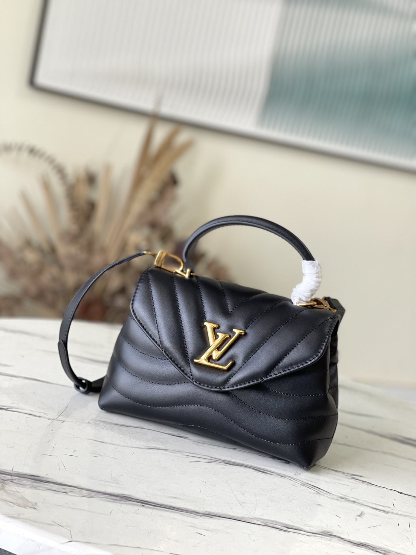 𝐋𝐎𝐔𝐈𝐒 𝐕𝐔𝐈𝐓𝐓𝐎𝐍 M21720