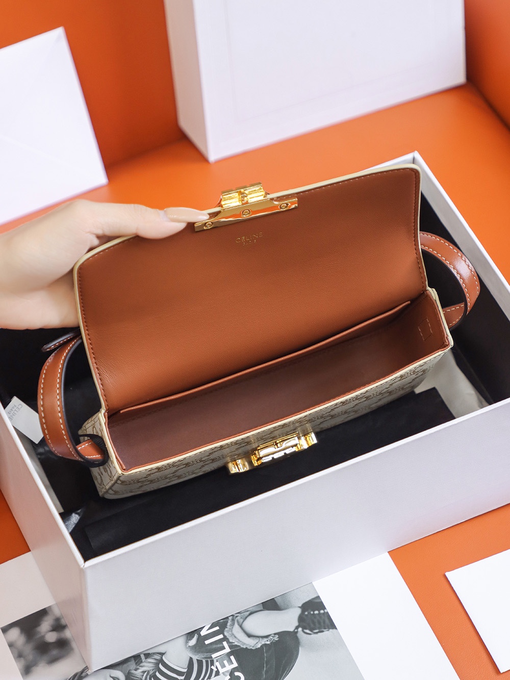 𝐂𝐞𝐥𝐢𝐧𝐞 𝙏𝙍𝙄𝙊𝙈𝙋𝙃𝙀 Arc de Triomphe #194142