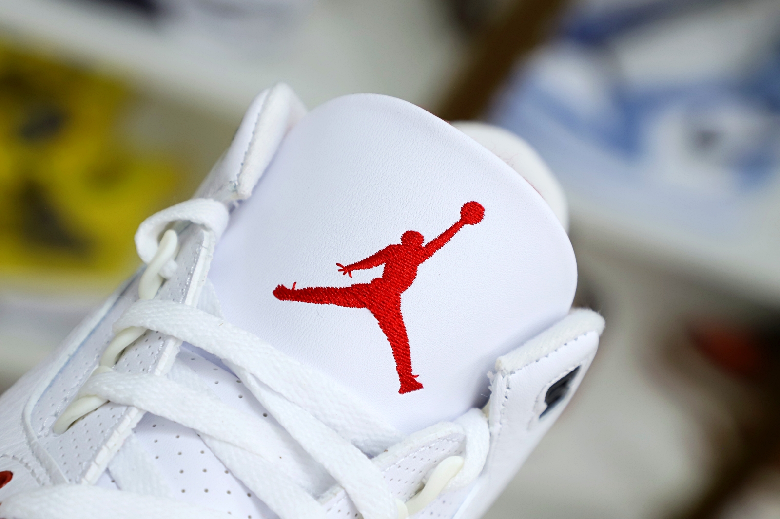 AIR JORDAN 3 WHITE CEMENT REIMAGINED