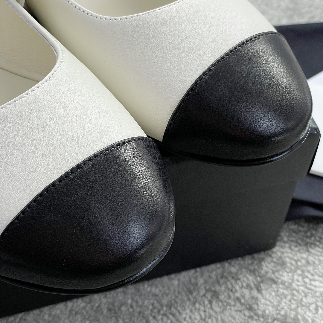 CHANEL single strap Mary Jane uppers imported mixed sheepskin grain sheepskin leather leather outsole