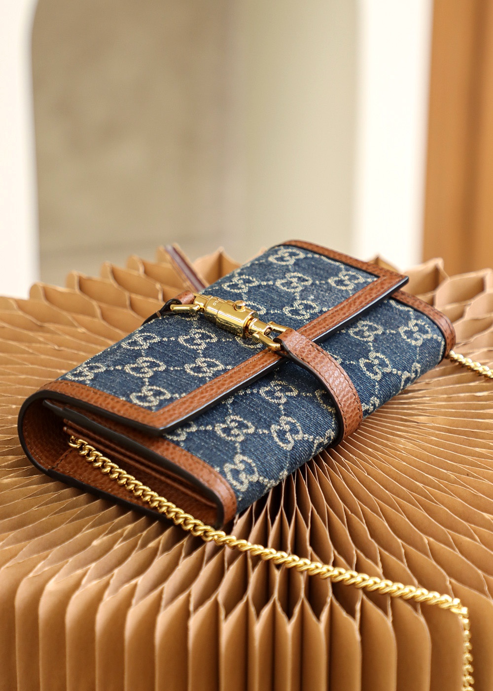 GUCCI 𝙅𝙖𝙘𝙠𝙞𝙚 𝟭𝟵𝟲𝟭 series original leather #652681# denim