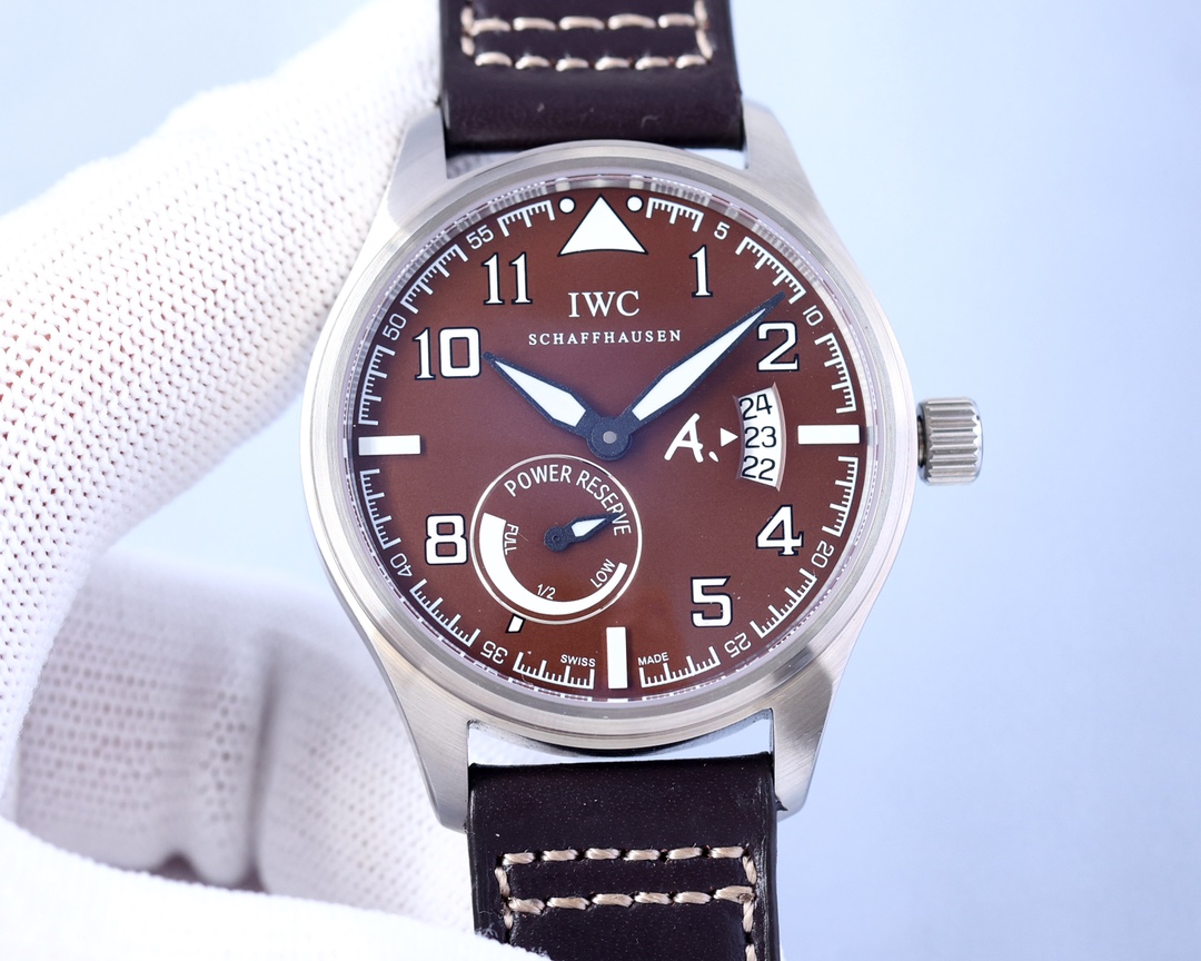 IWC- The line staff series lW5127537 movement automatic mechanical Swiss machine 2824 316 stainless steel