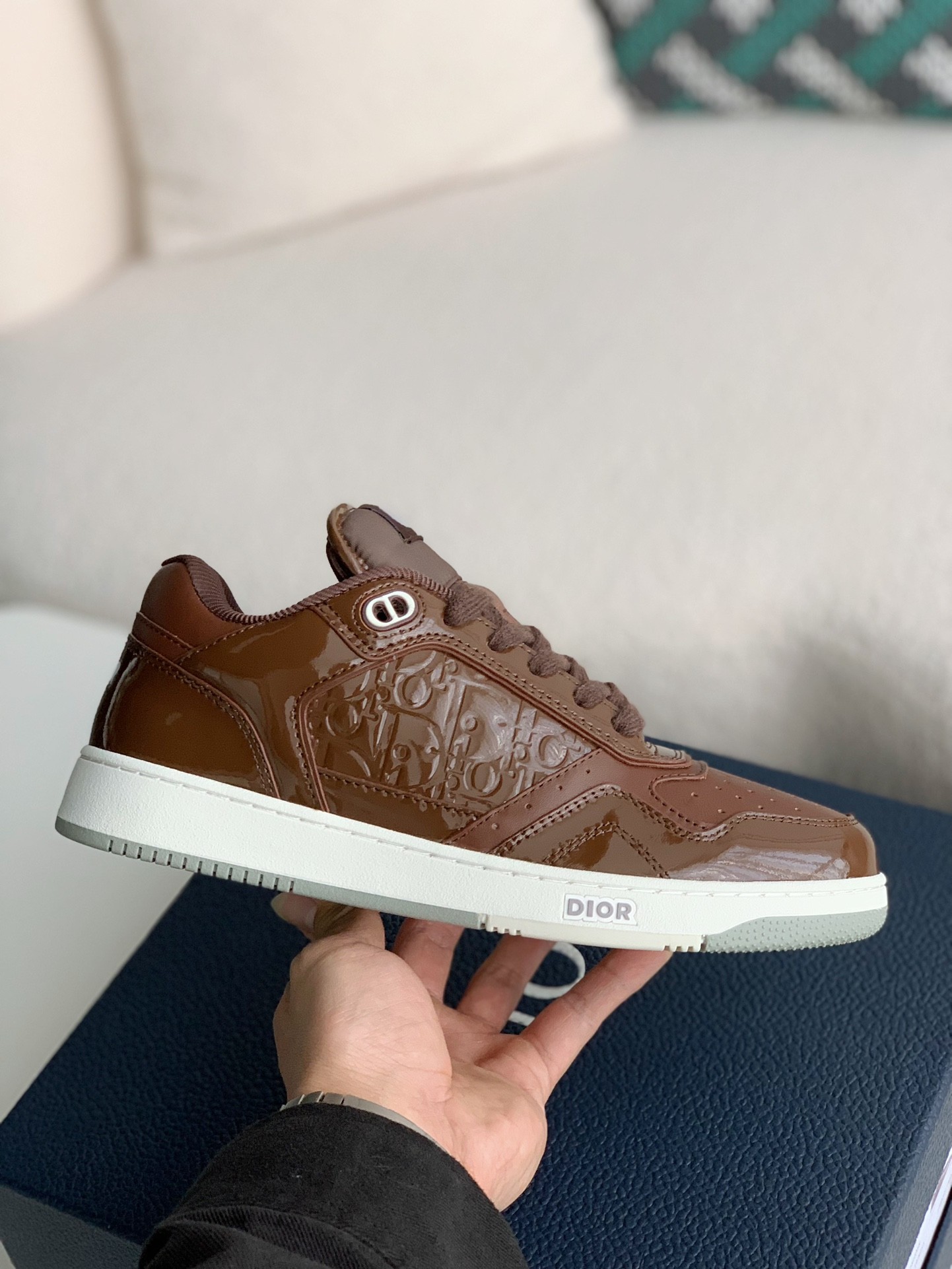 DIOR HIGH LEVEL B27 Sneaker