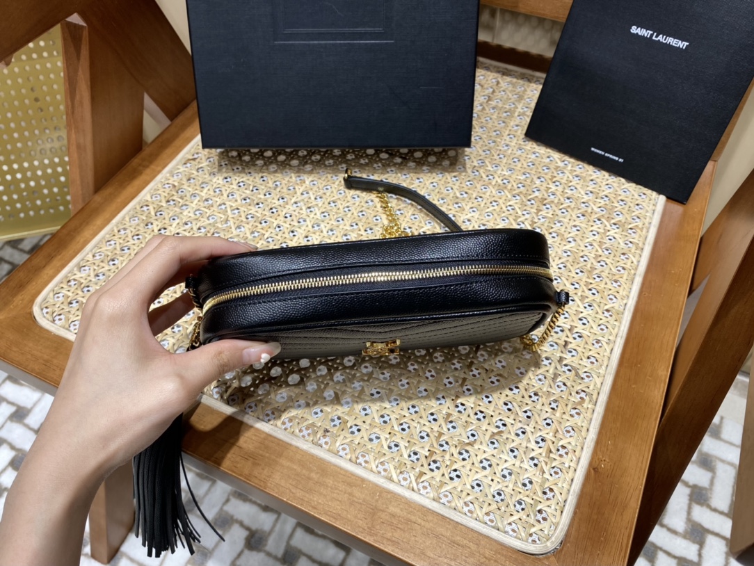 SAINT LAURENT  #585040