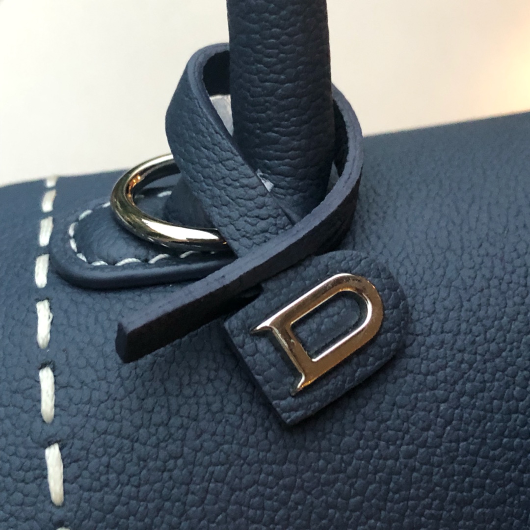 DELVAUX      🇧🇪brillant togo