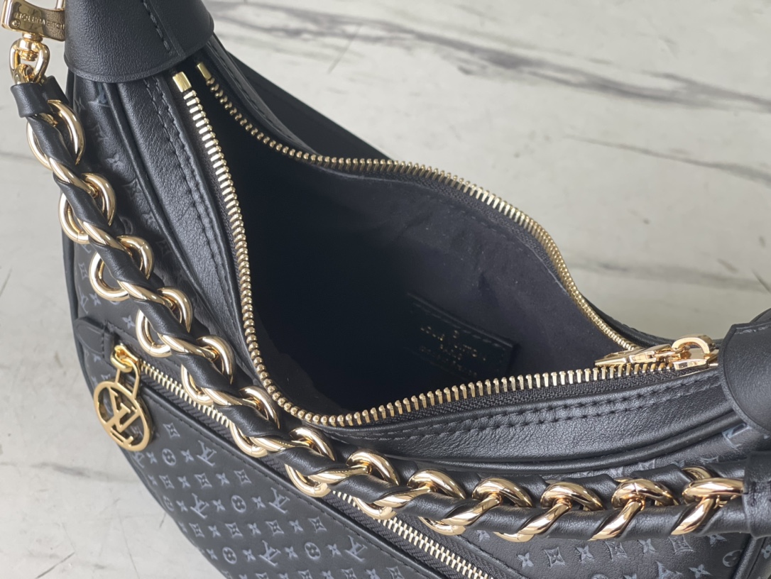 𝐋𝐎𝐔𝐈𝐒 𝐕𝐔𝐈𝐓𝐓𝐎𝐍   M22591