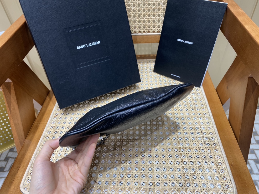 SAINT LAURENT ▪️ 𝗠𝗶𝗻𝗶 𝗹𝗲𝗮𝘁𝗵𝗲𝗿 𝘀𝗵𝗼𝘂𝗹𝗱𝗲𝗿 𝗯𝗮𝗴▪️681632original leather