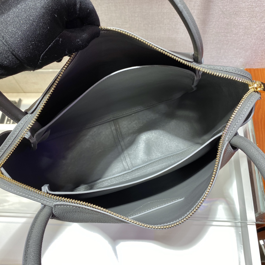 𝐏𝐑𝐀𝐃𝐀 New Model 1BC142