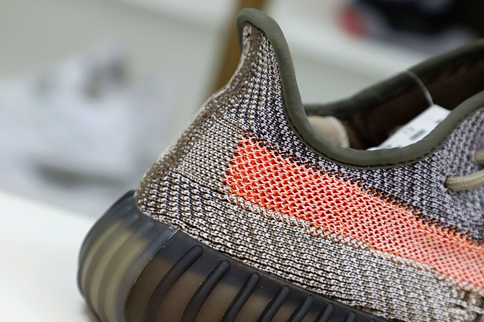 YEEZY BOOST 350 V2 ASH STONE