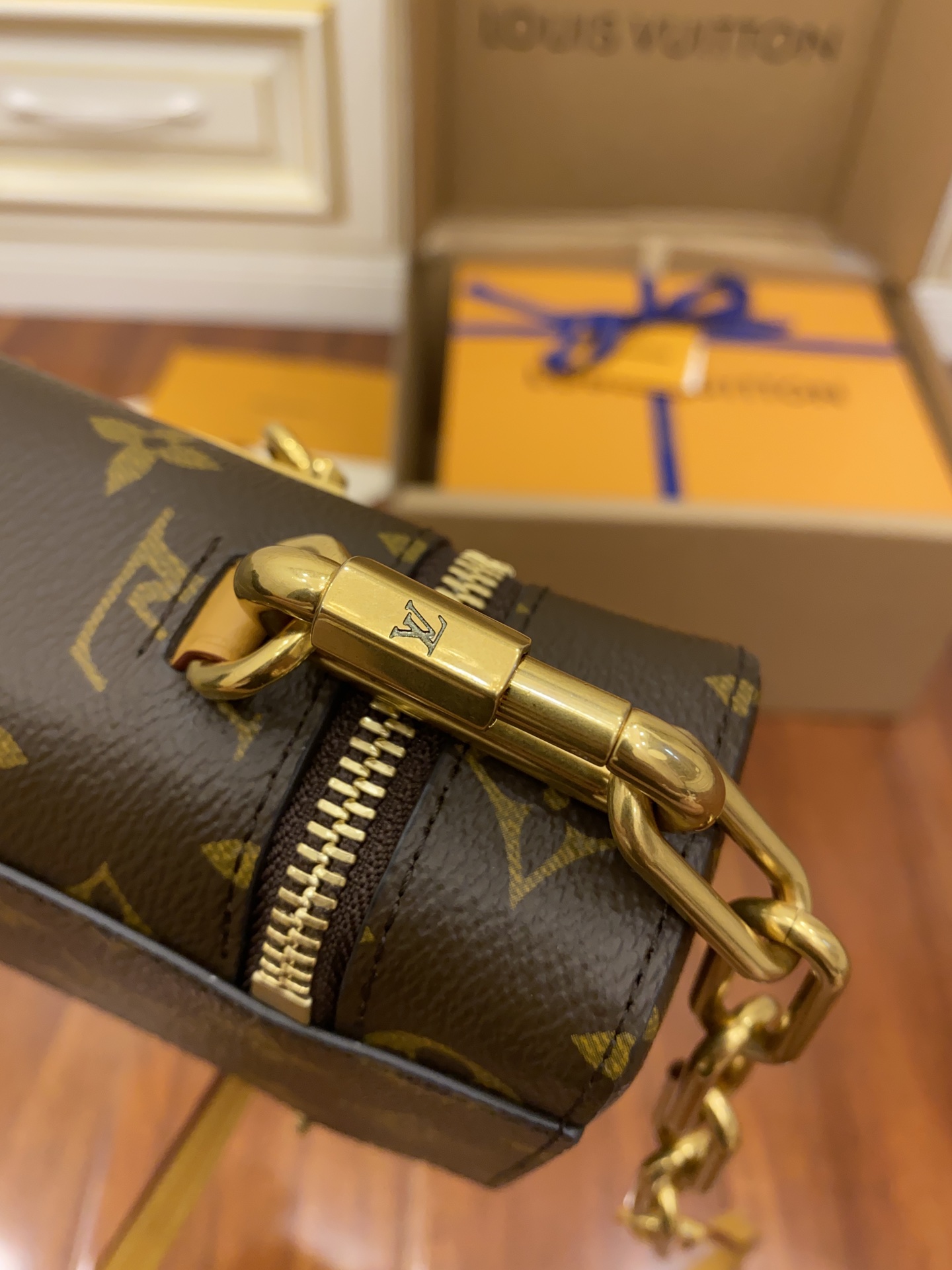 Louis Vuitton M44914