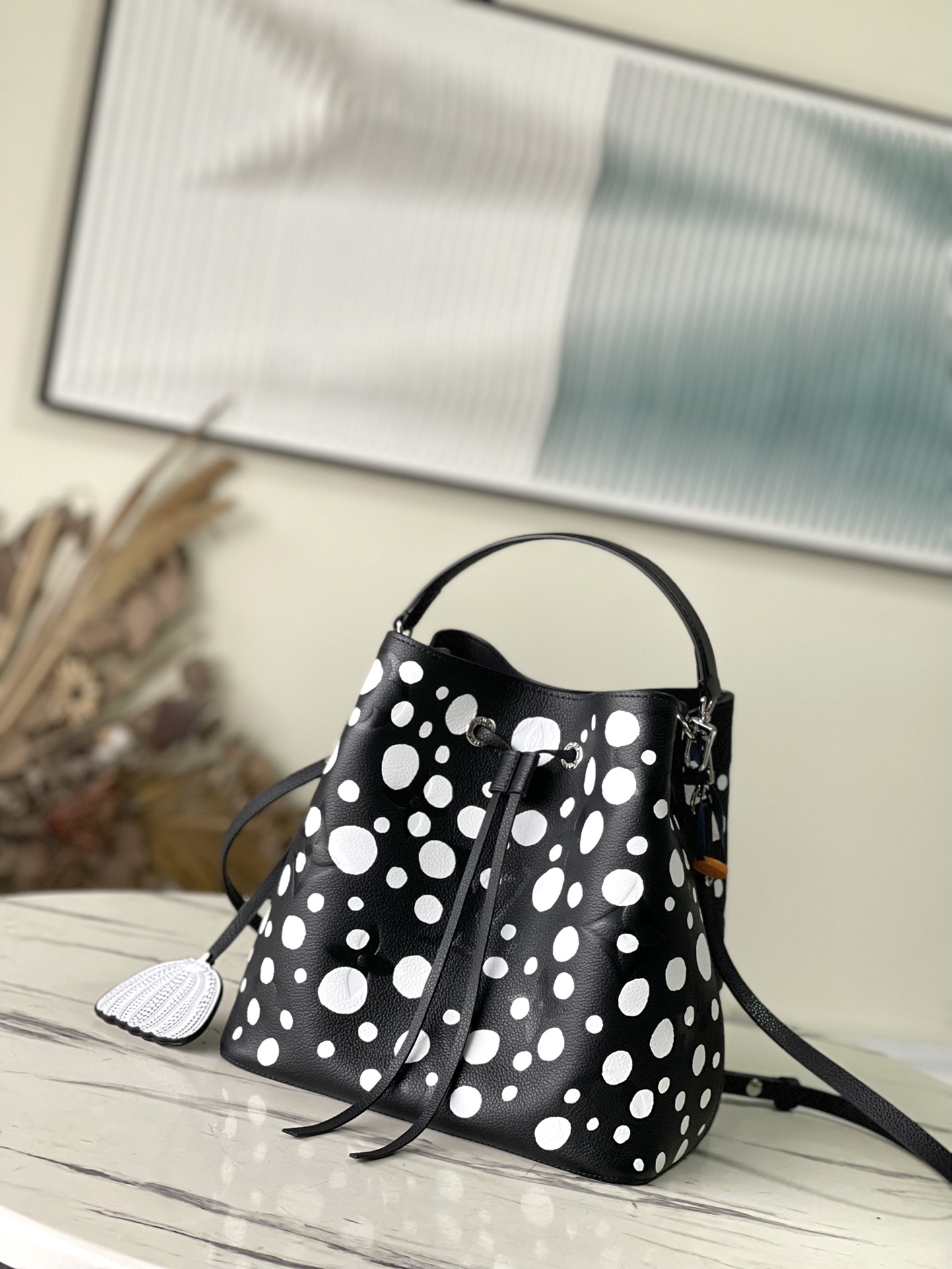 𝐋𝐎𝐔𝐈𝐒 𝐕𝐔𝐈𝐓𝐓𝐎𝐍      M21753