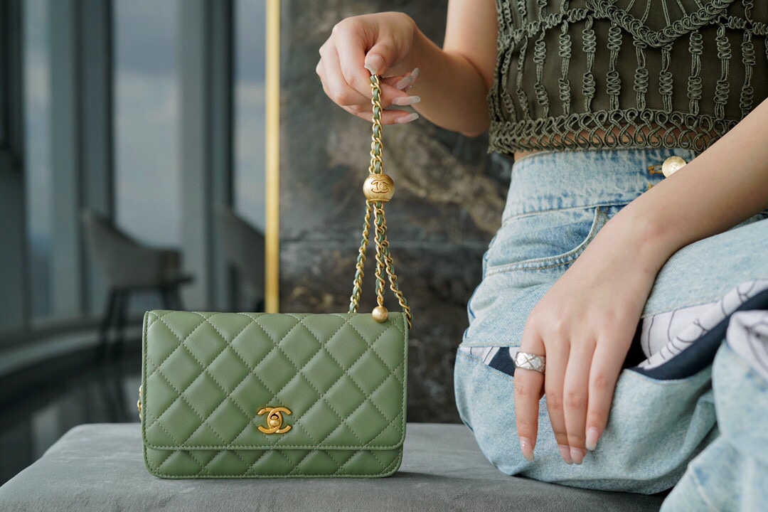 Chanel 𝑾𝒐𝒄 Hairy Bag Metal Ball 𝒘𝒐𝒄 Matcha Green