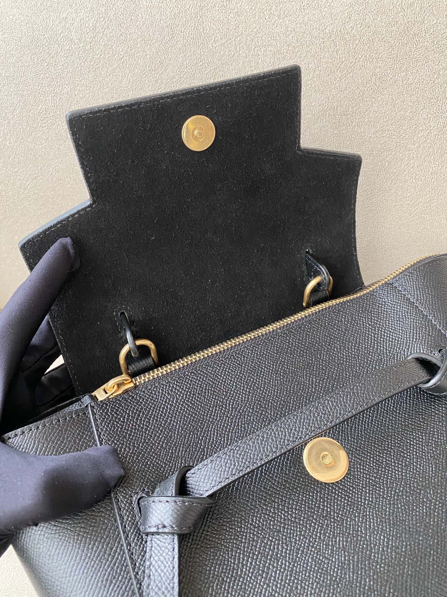 𝐂𝐞𝐥𝐢𝐧𝐞 Belt Bag Catfish Bag Small Grained Calfskin