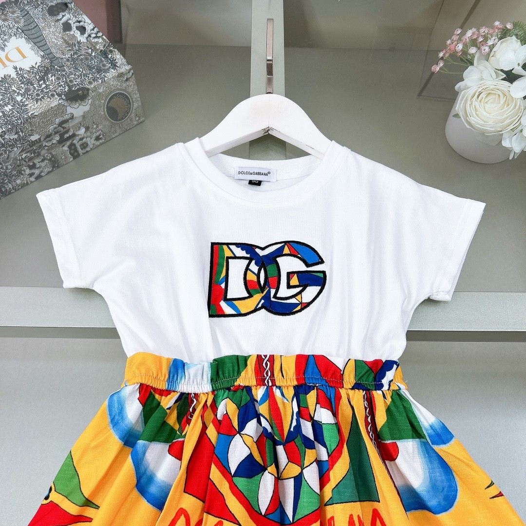 D&G spring and summer girls skirt suit