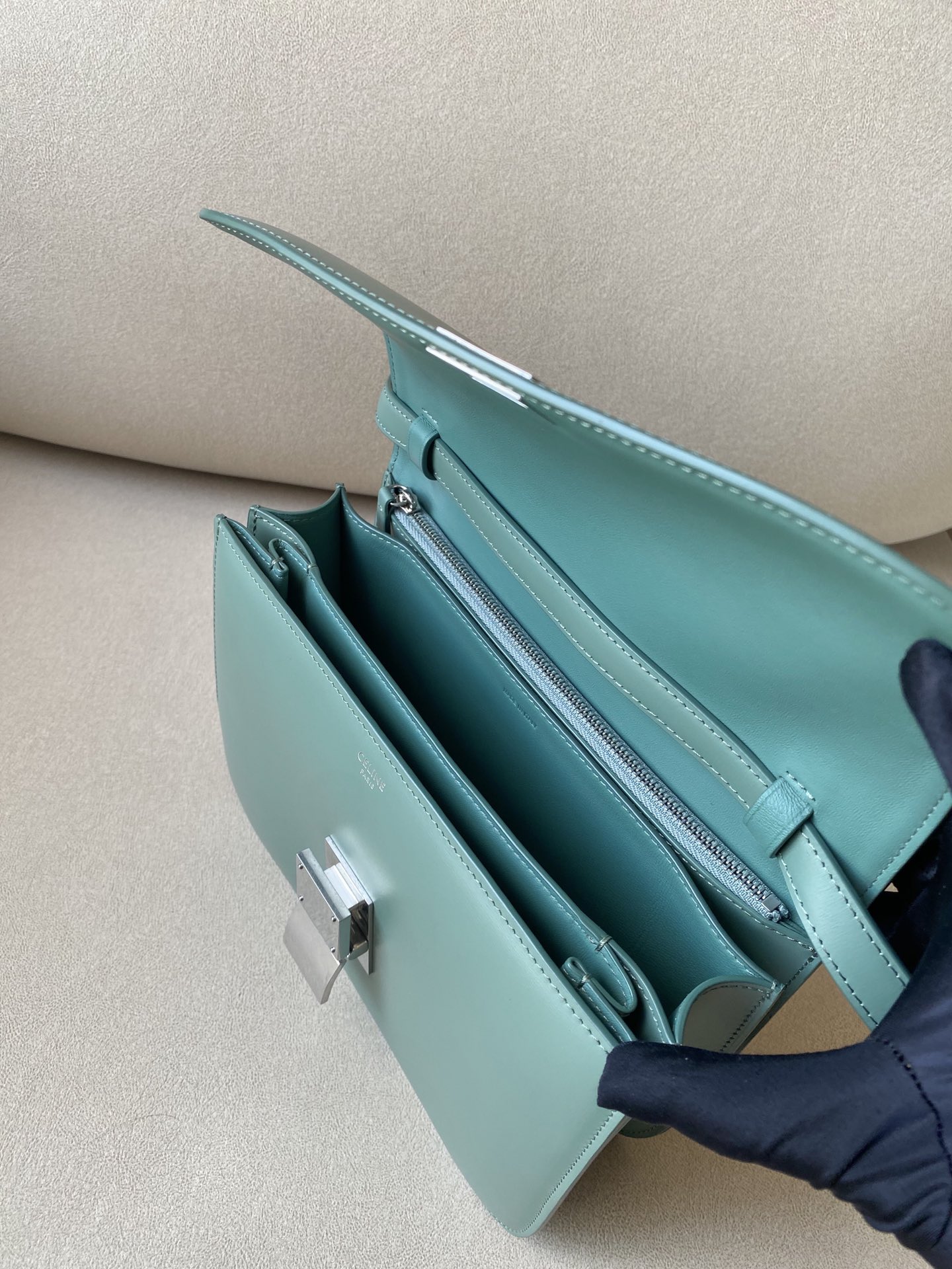 𝐂𝐞𝐥𝐢𝐧𝐞 CLASSIC