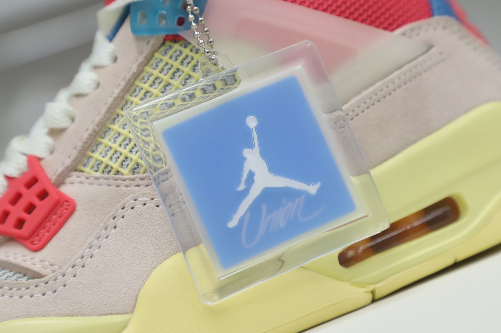 UNION LA X AIR JORDAN 4 RETRO GUAVA ICE