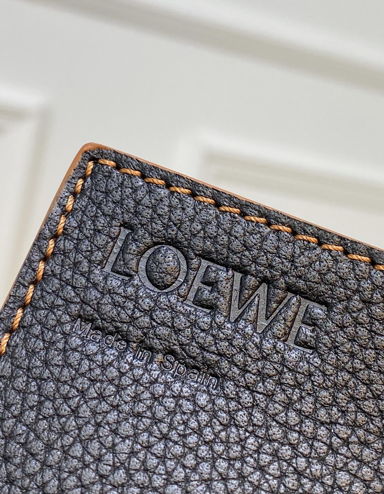 LOEWE Woven Basket Gingham Bag #10118