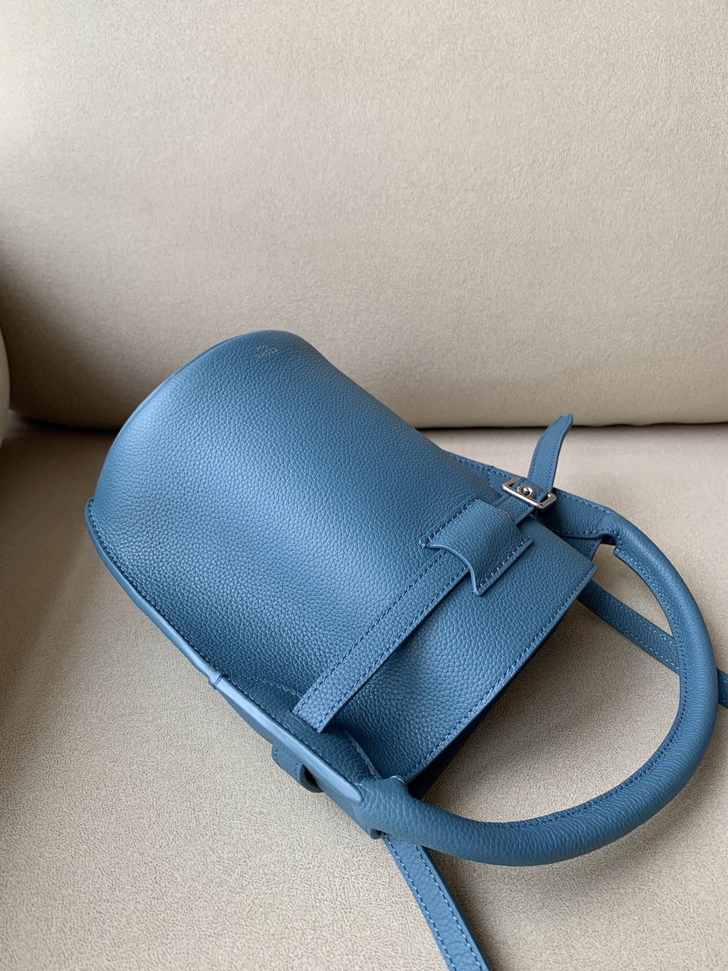 𝐂𝐞𝐥𝐢𝐧𝐞 Bigbag bucket nano  calfskin