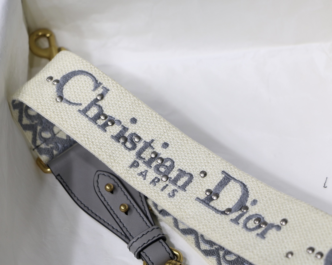 Dior personalized shoulder straps Imported custom solid brass fittings