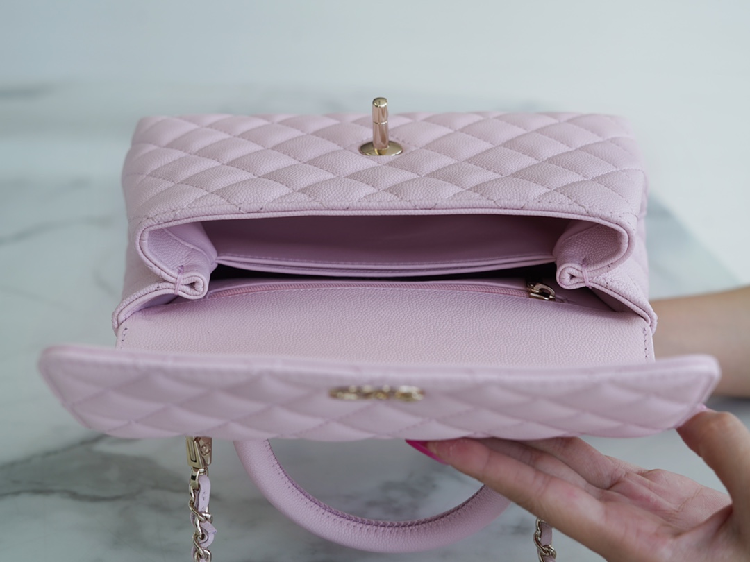 CHANEL 𝑪𝒐𝑪𝒐 𝒉𝒂𝒏𝒅𝒍𝒆 New Cowhide Handle Small Cherry Blossom Pink