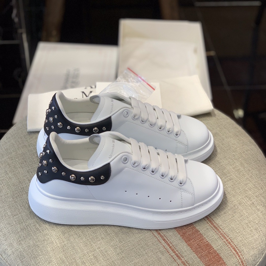 Alexander McQueen MQ Cross nail tail Sneakers