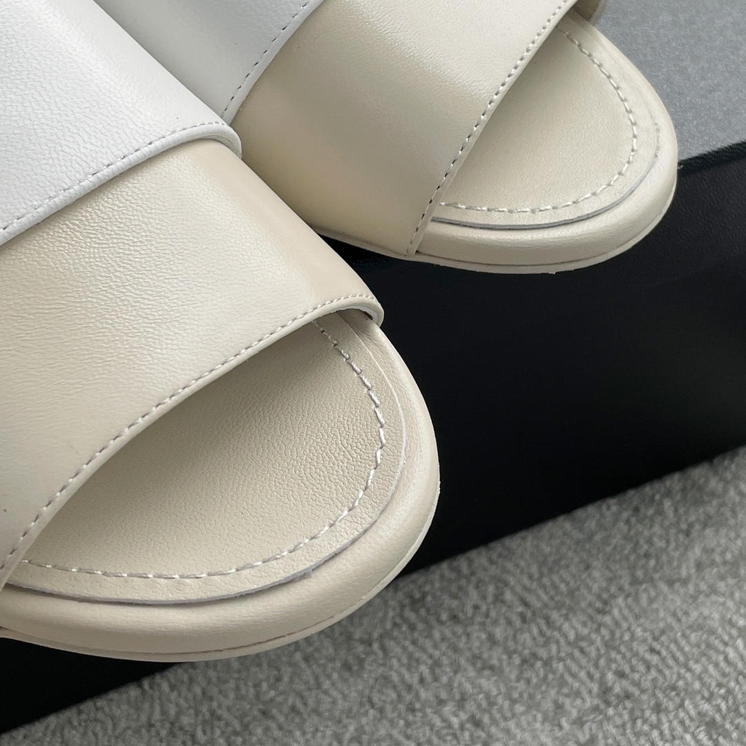 CHANEL Chanel slippers pearl leather strips and small diamond combination imported A grade sheepskin