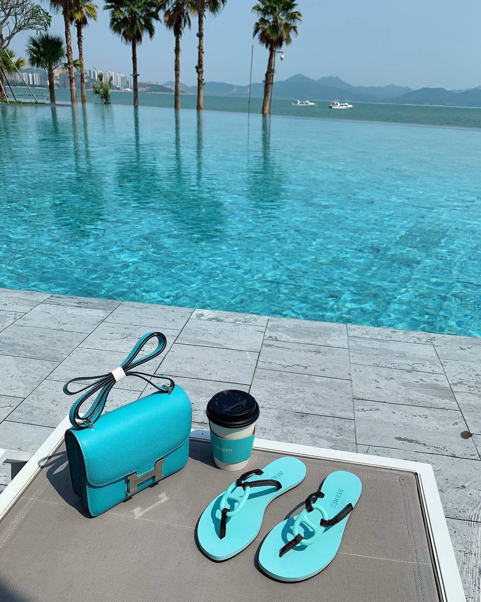 Hermes holiday series 🌈🏝🌤 pig nose flip flops sandals