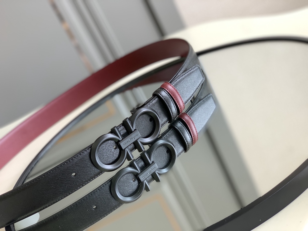 FERRAGAMO with original Gancio hardware