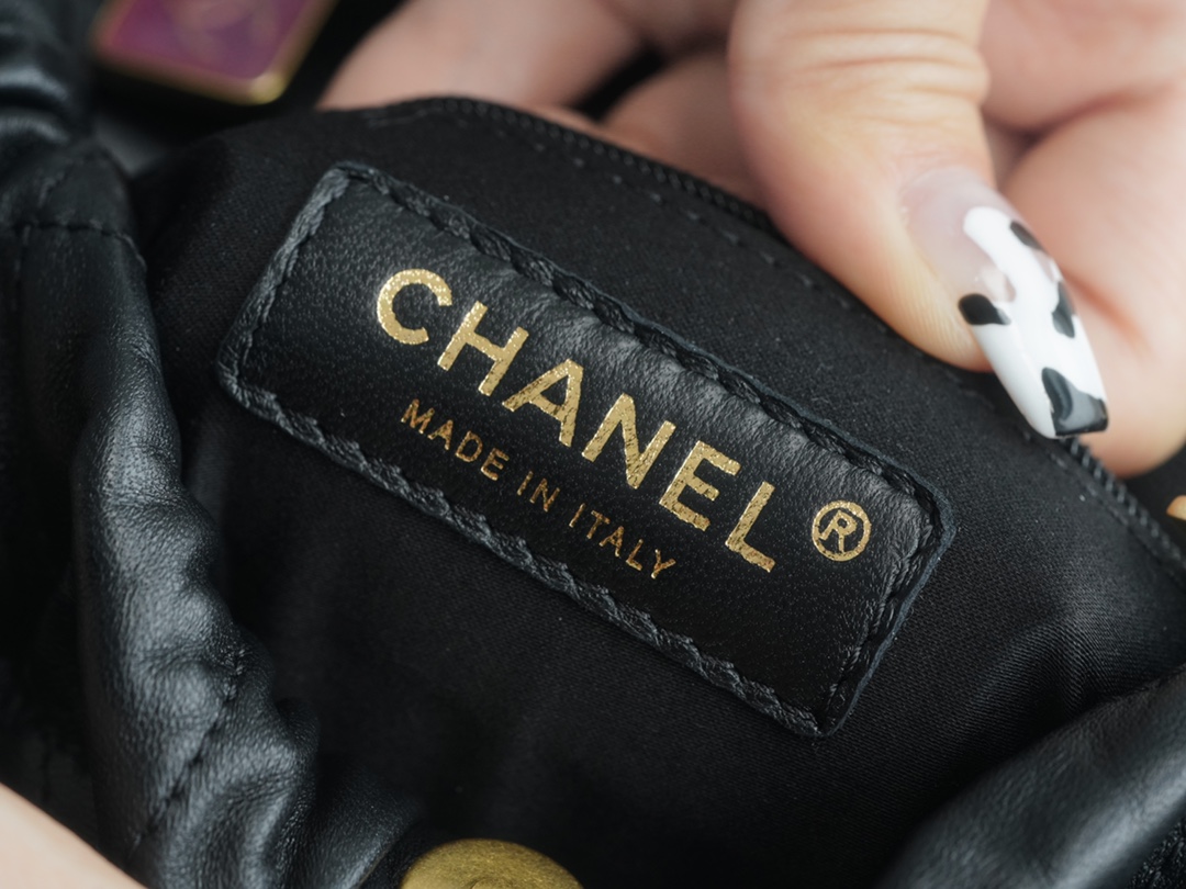 𝗖𝗛𝗔𝗡𝗘𝗟✦ 23p mini 22bag Little Lucky Bags