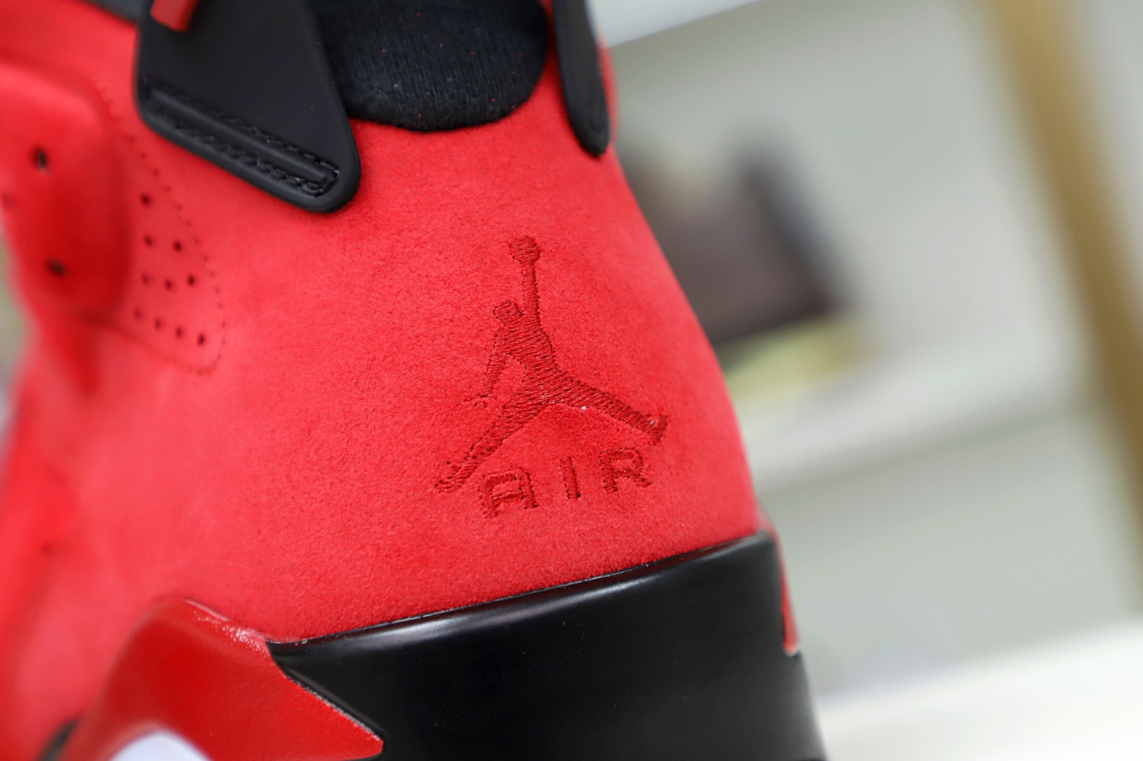 Air Jordan 6 Retro Toro