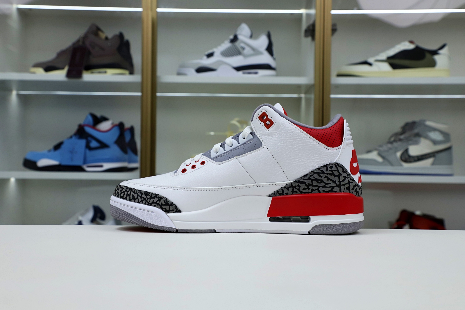 AIR JORDAN 3RETRO FIRERED （DN3707-160)