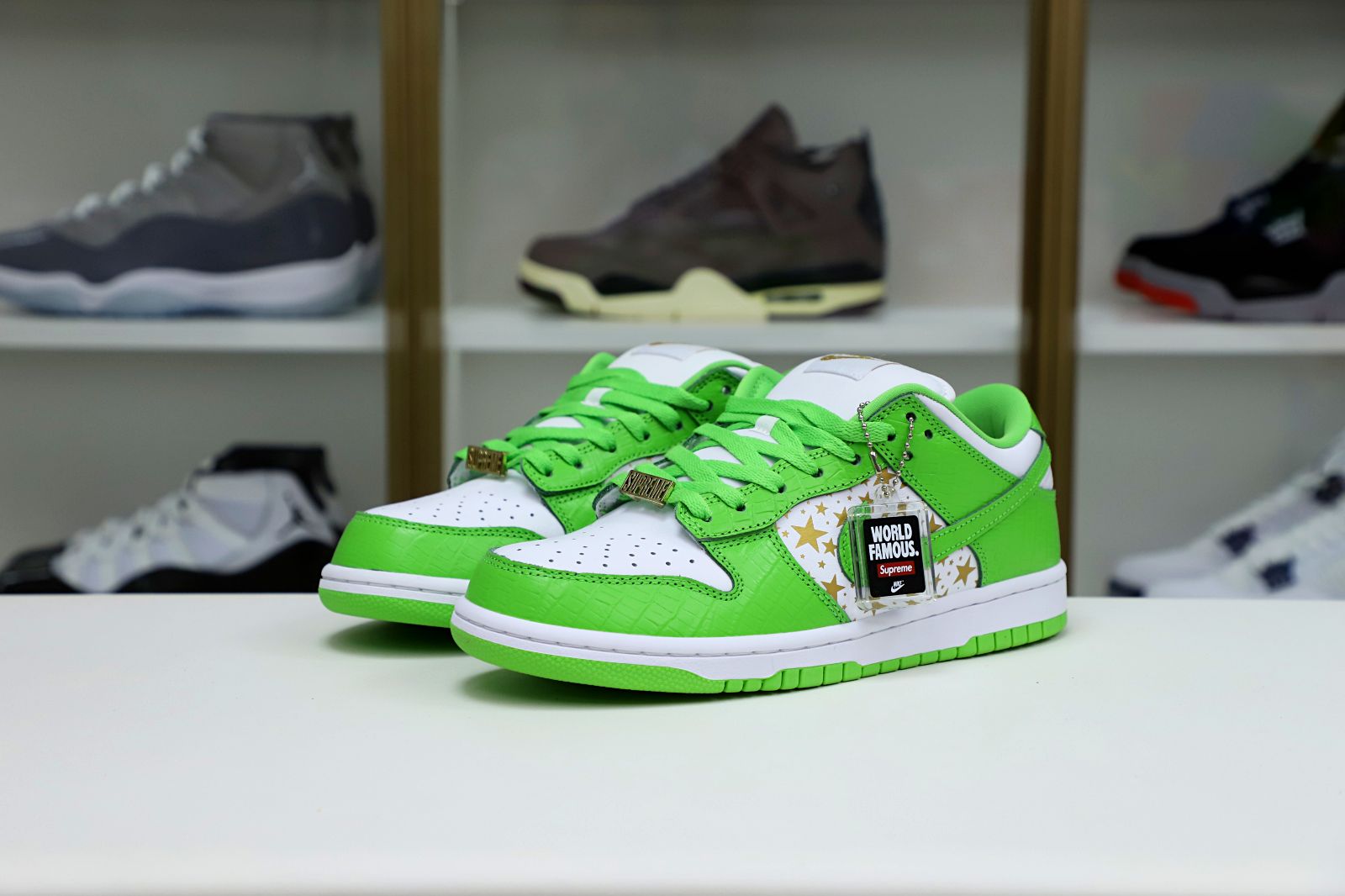 Supreme x Nike SB Dunk Low Mean Green