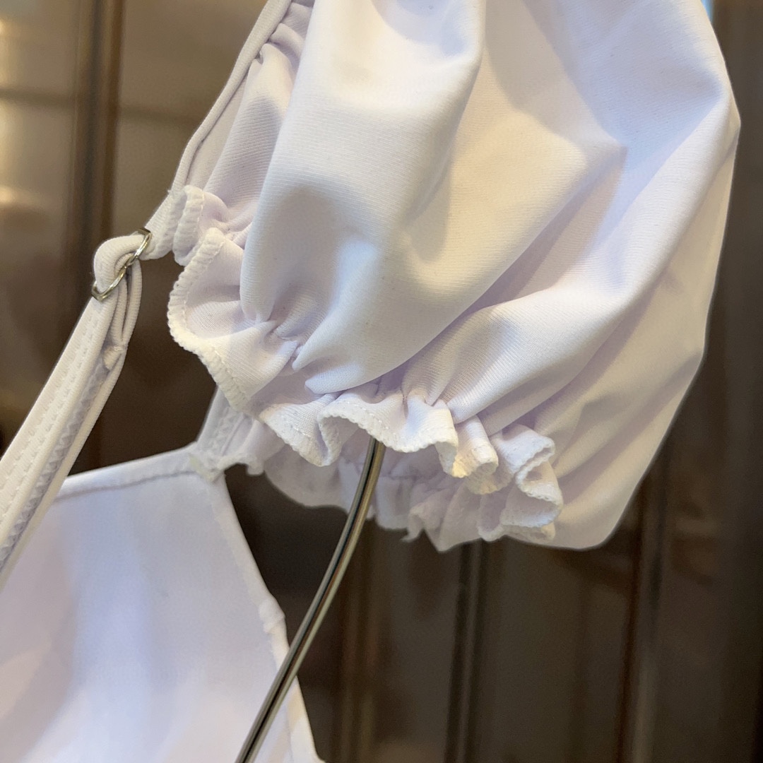 Chanel New One-piece swimming costume with steel ring