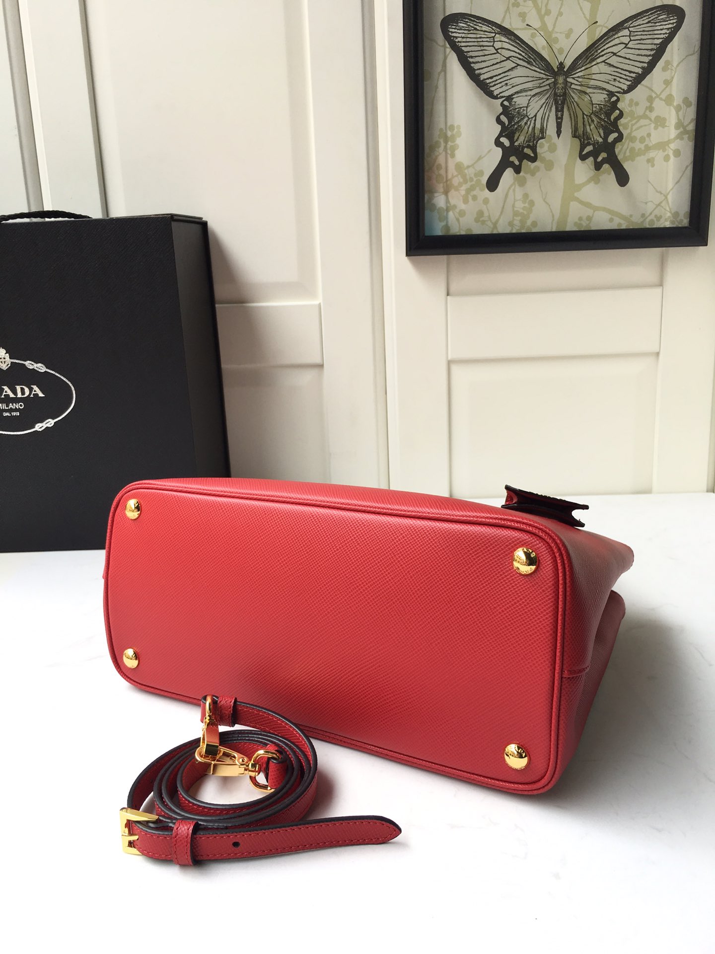 𝐏𝐑𝐀𝐃𝐀 1BA232 Handbag