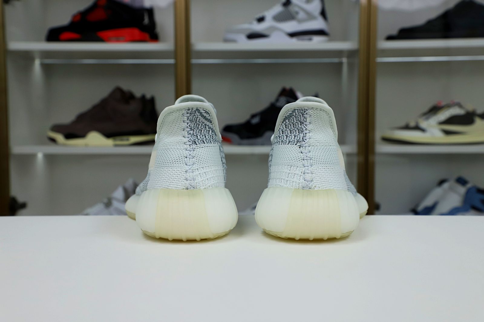 YEEZY BOOST 350 V2 CLOUD WHITE REFLECTIVE