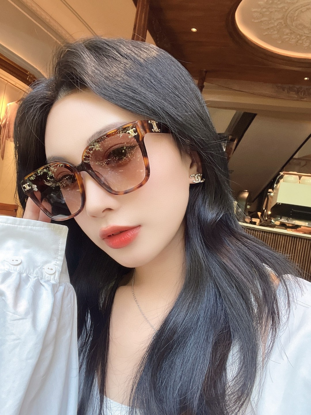 celine with glasses phone pouch