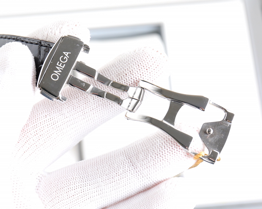 Omega De Ville Men's Mechanical Watch