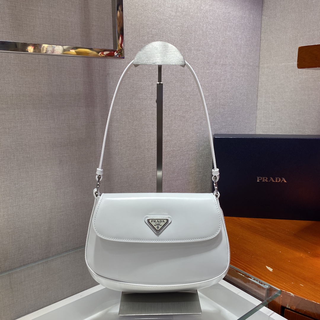 𝐏𝐑𝐀𝐃𝐀 New Underarm Bag 1BD311