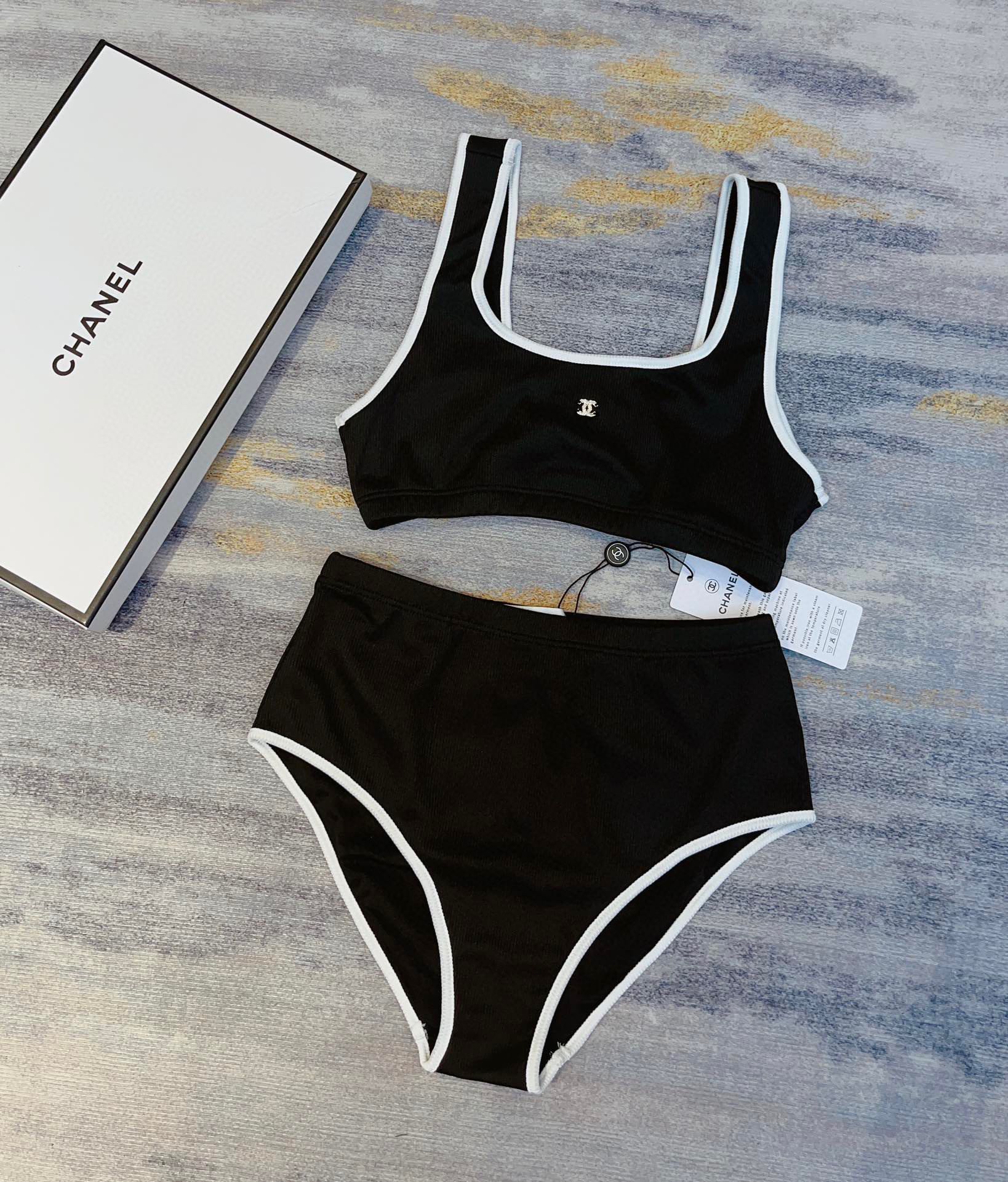 Chanel New Bikini Midi Set Petit Chanel Logo Print Camisole + Triangle Bottoms Separate Swimsuit