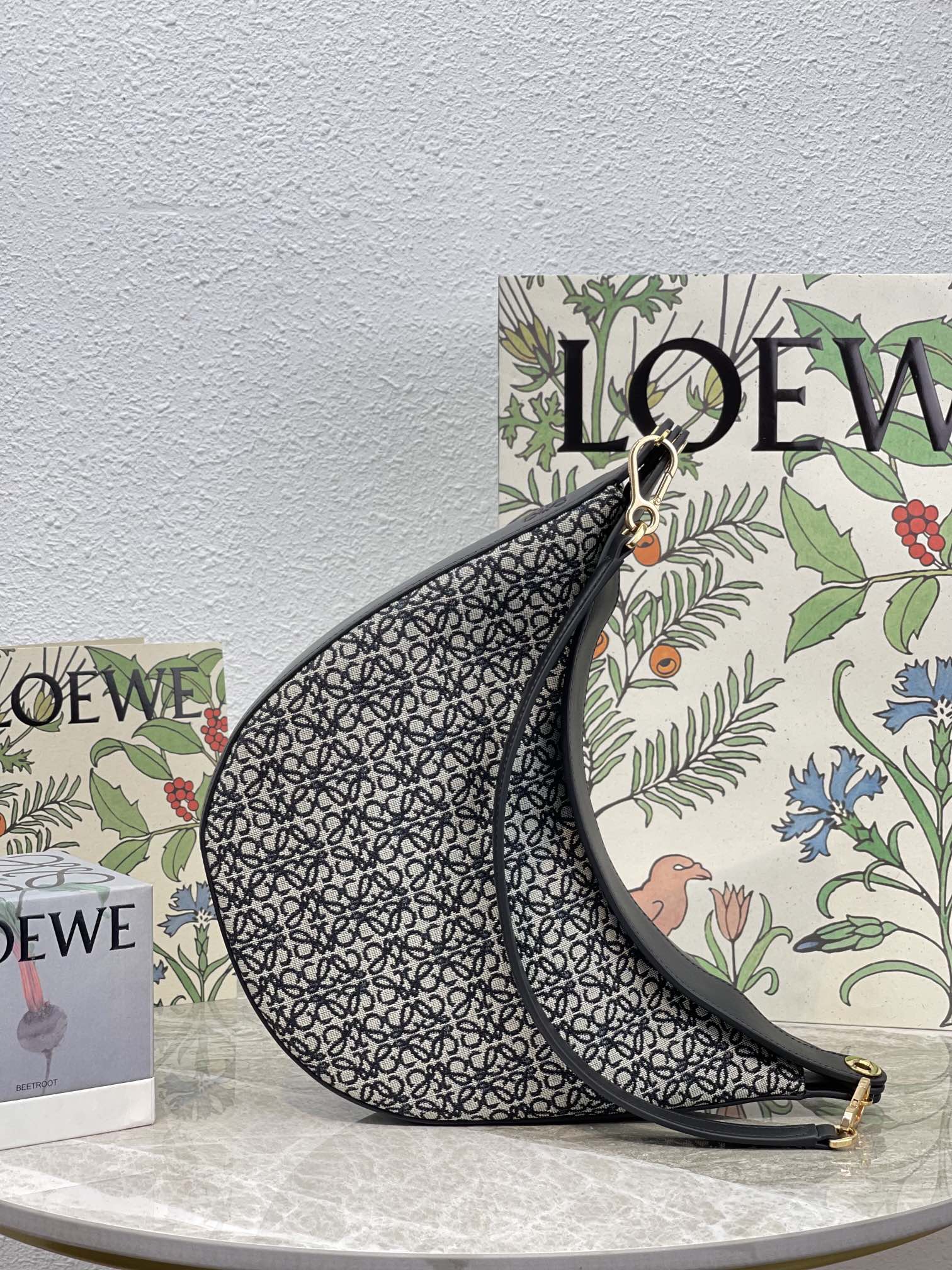LOEWE Luna moon bag#10195