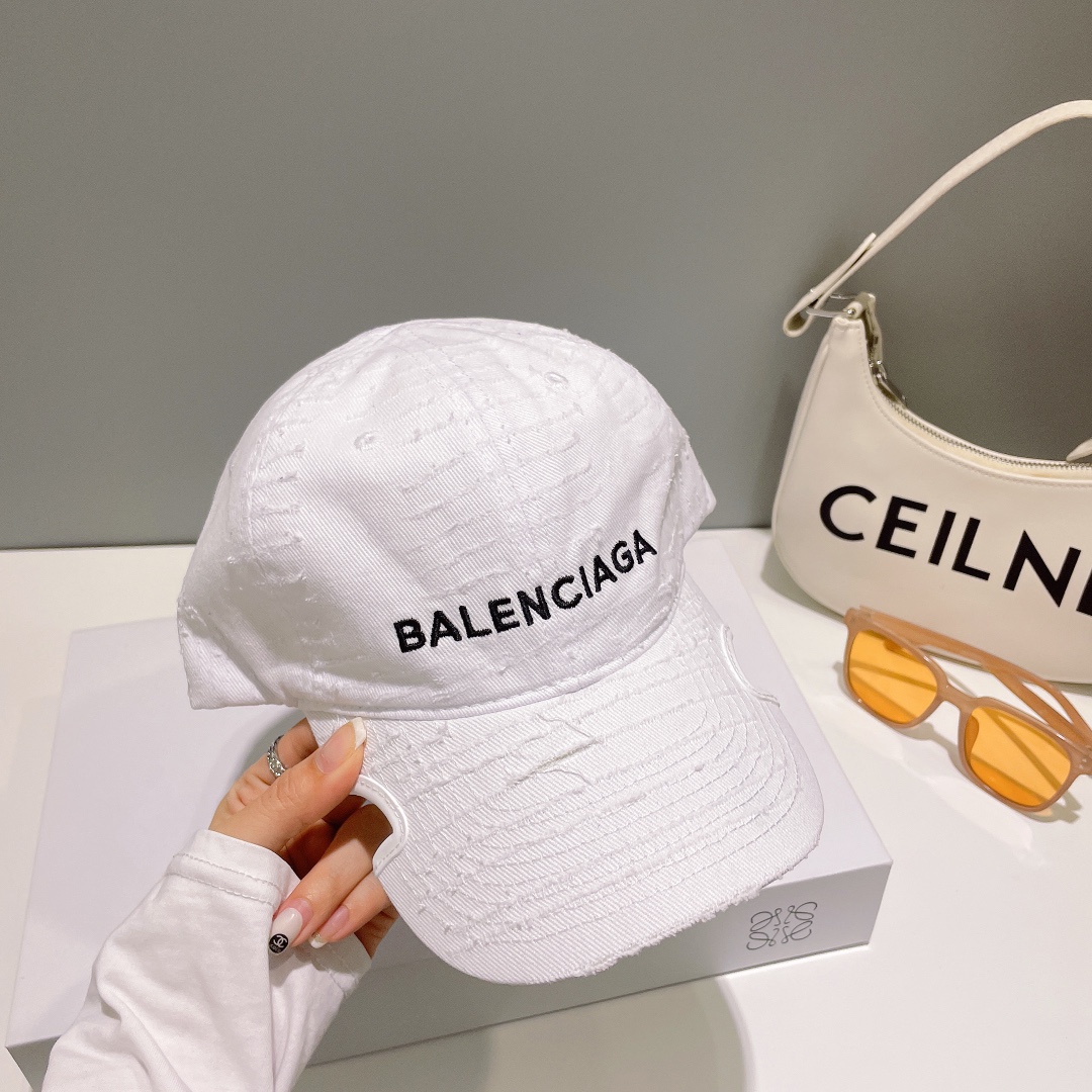 Balenciagabaseball cap