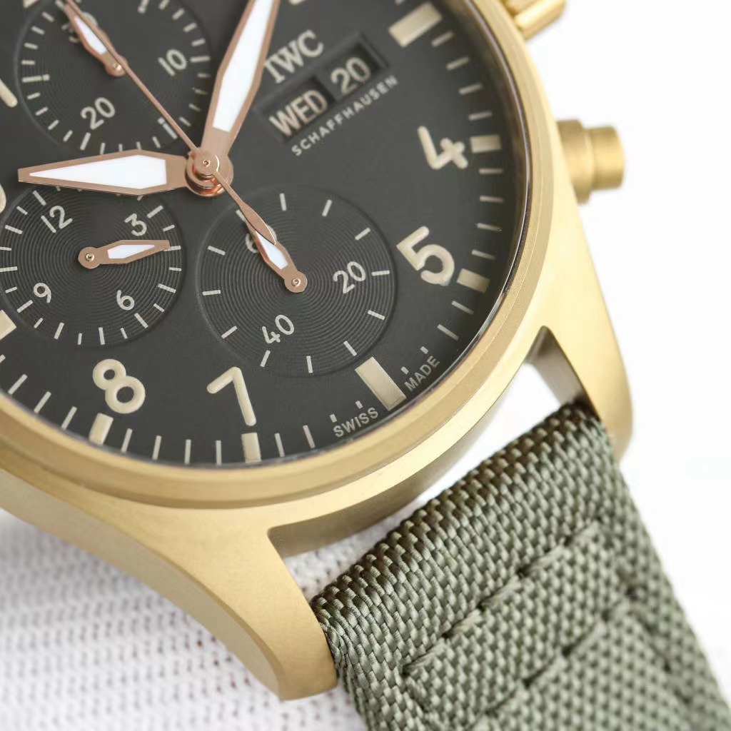IWC- Bronze chronograph Spitfire IW387907 with built-in 7750 movement Reliability and precision